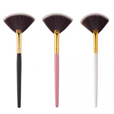 Portable Slim Fan Shape Brush Powder Foundation Makeup Brush Cosmetic Tool