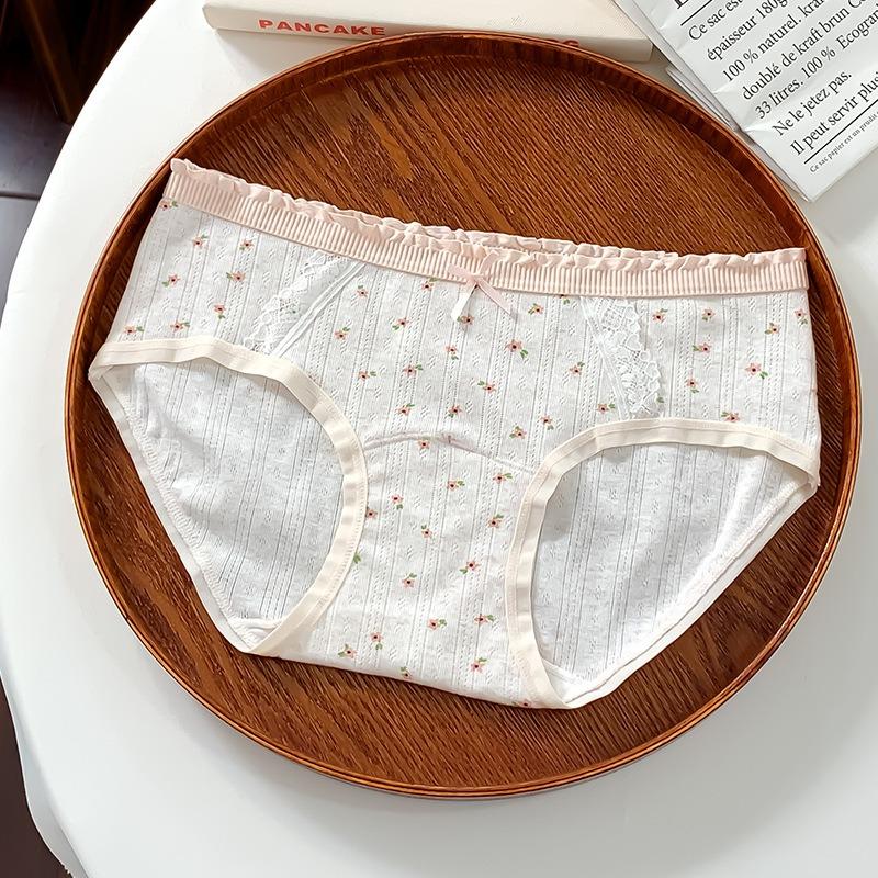 Women Mid Waist Pure Cotton Antibacterial Extended Crotch Plus Size Underwear