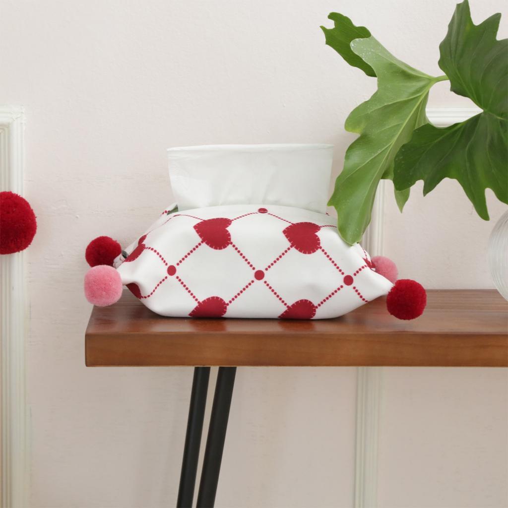 New Year's Festive Tissue Box, Creative Pom-pom Tissue Pack, Christmas-themed Heart-shaped Red Series