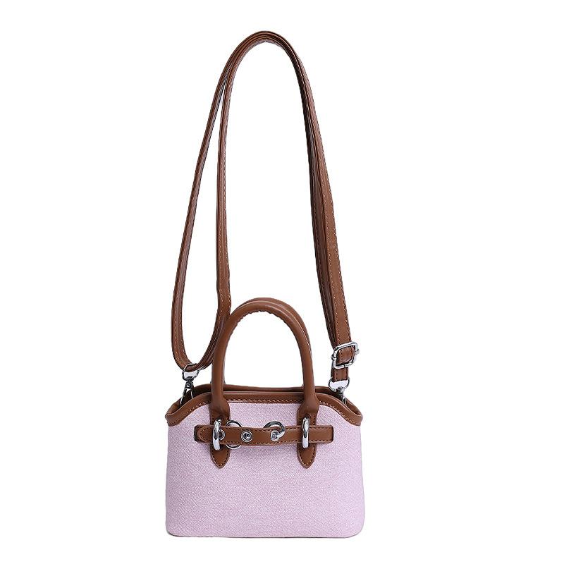 

Korean version of trendy messenger bag portable commuter bag 2025 summer new simple fashion retro shell women s bag