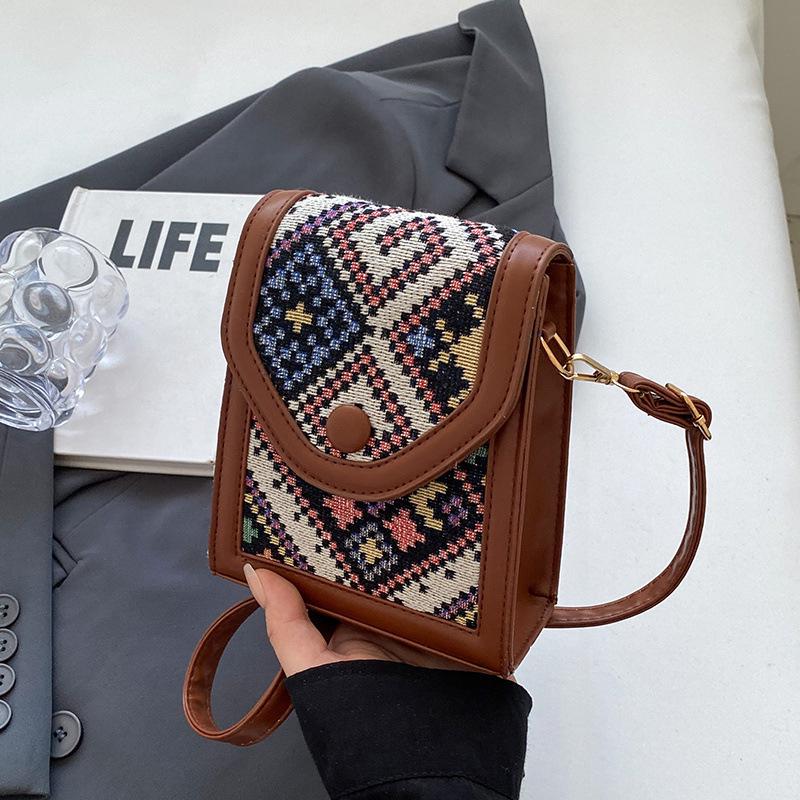 Elegant Ethnic Style Women's Crossbody Phone and Shoulder Bag - Chic, Versatile, and Fashionable Accessory.