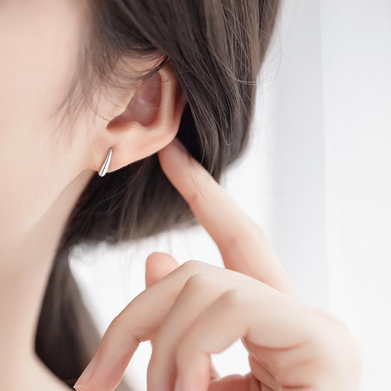 Korean Style Water Drop Earrings for Women: Retro, Fashionable, Simple, Creative Ear Hooks