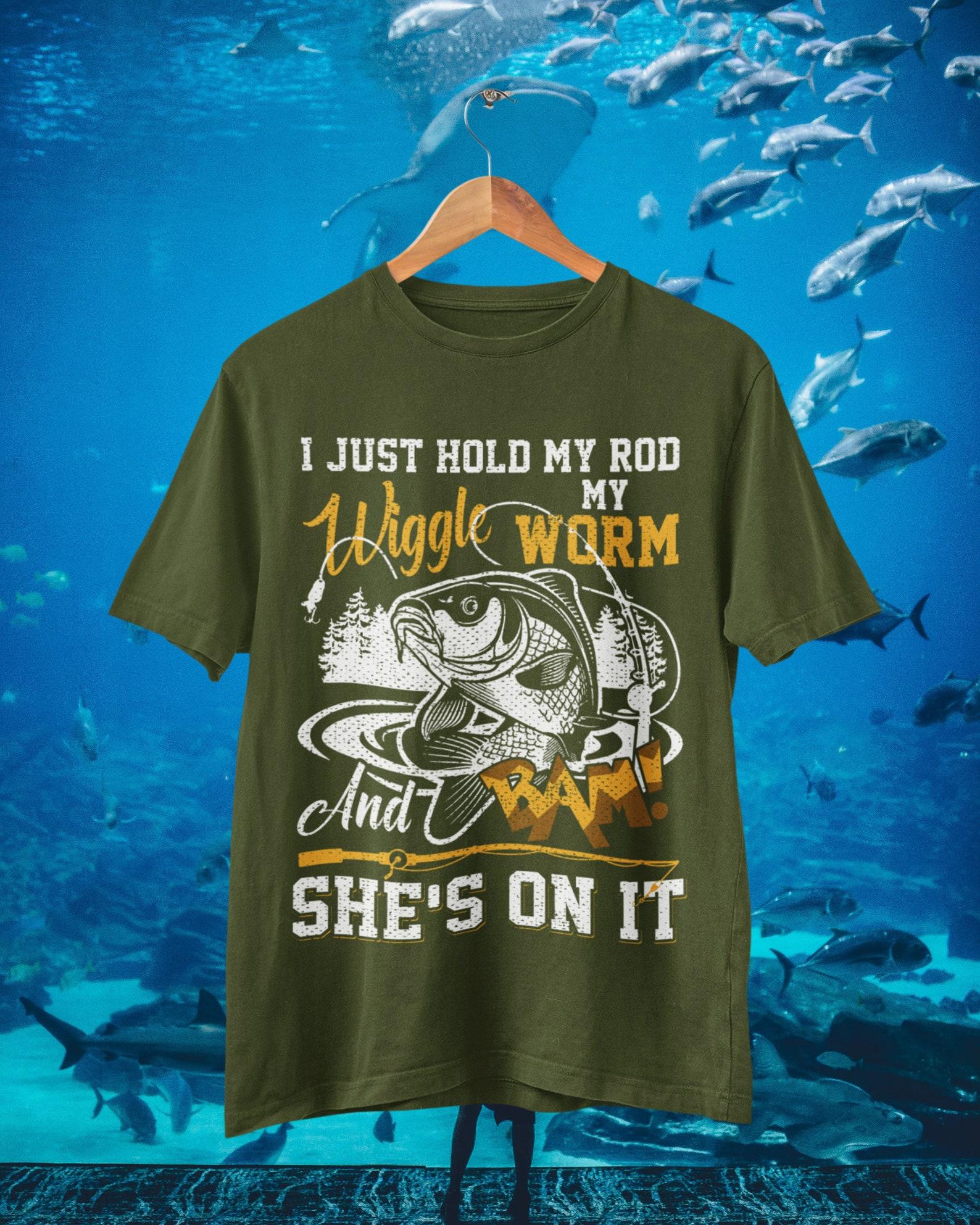 Funny Fishing T-Shirt: Wiggle Worm, Fisherman Gift 3XL