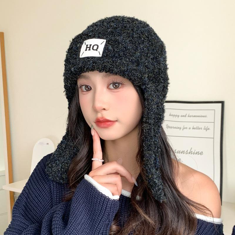 Automne et Hiver Mode Décontracté Chapeau Tricoté en Velours Corail Chapeau Japonais Polyvalent Chaud pour Femmes Extérieur Coupe-Vent Protection des Oreilles Chapeau de Tête