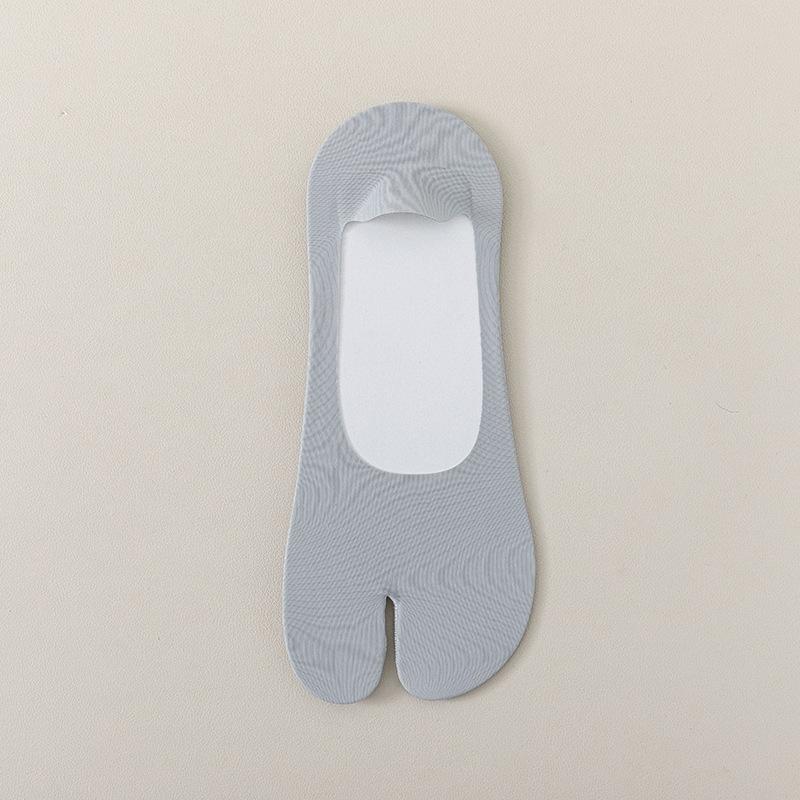 

Серые носки с двумя пальцами, мужские летние тонкие носки-лодочки, из ледяного шелка, противоскользящие и не сползающие, с неглубоким вырезом, невидимые, с раздельным пальцем, короткие 1 pair