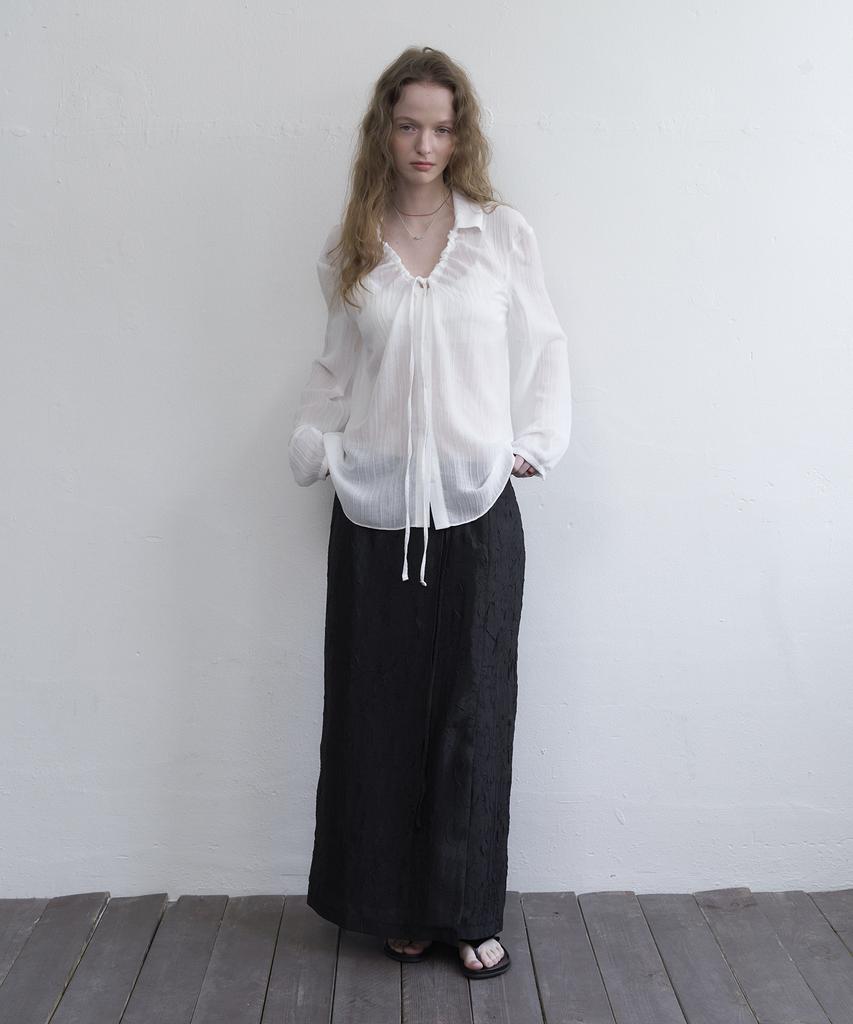 Mosyupamosyu Wrinkle Maxi Low-Rise Slit Skirt [Black]