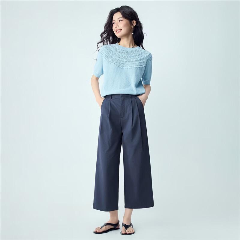 Giordano Women's Loose Fit Cropped Cotton Casual Pants