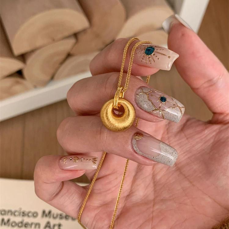 Винтажное золотое матовое колье-самородок для женщин - Изысканный элитный чокер-цепочка для свитера