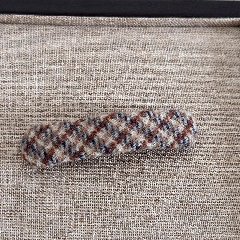 Корейская ретро клетчатая заколка-уточка - Универсальный аксессуар для осени/зимы