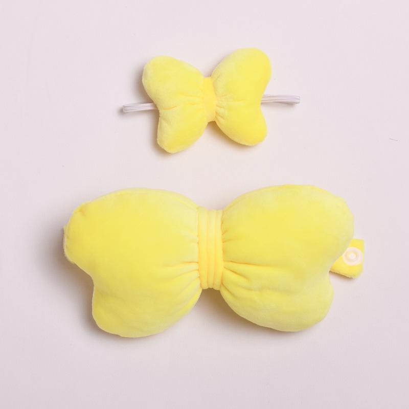 Labubu Trendy Doll Clothes: Macaron Silicone Bowknot Set for First, Second, and Third Generation Dolls.
