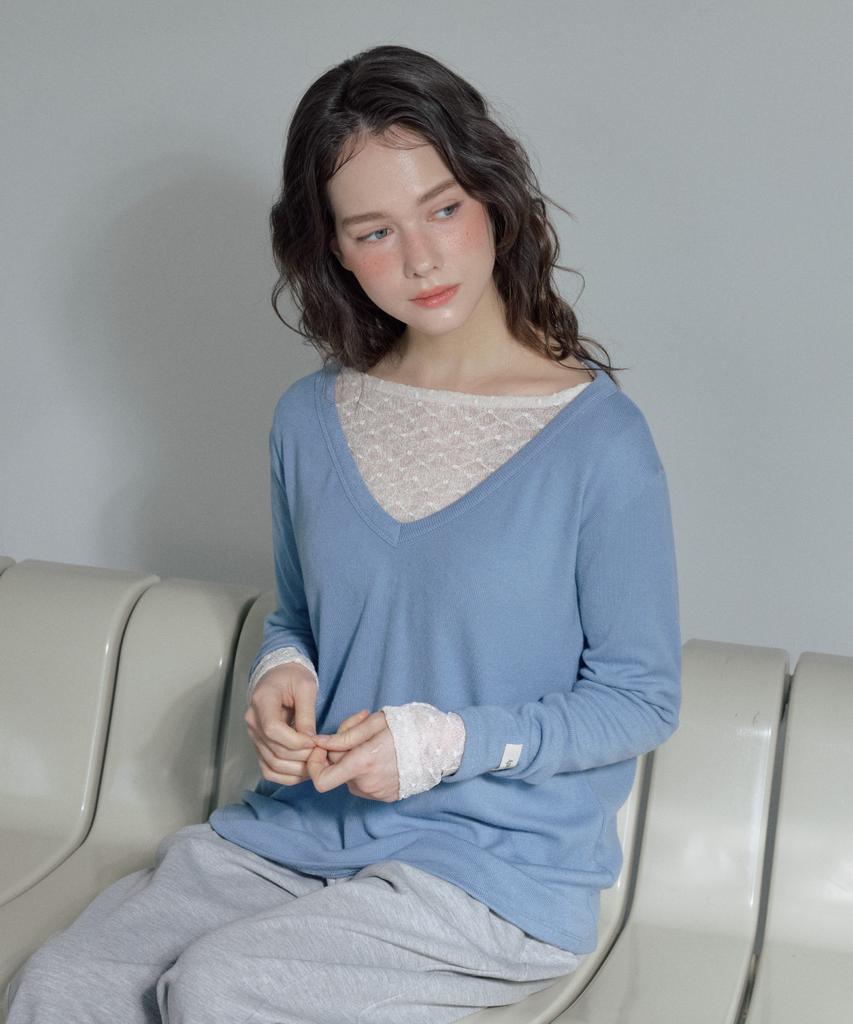 Apeijeu Soft Deep V-Neck Long-Sleeve Tee(Blue)