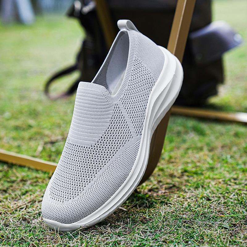 2025 New Mesh Shoes Men's Summer Thin Foot Cover Fly-woven Sports Shoes Men's Large Size Old Beijing Cloth Shoes Size 48