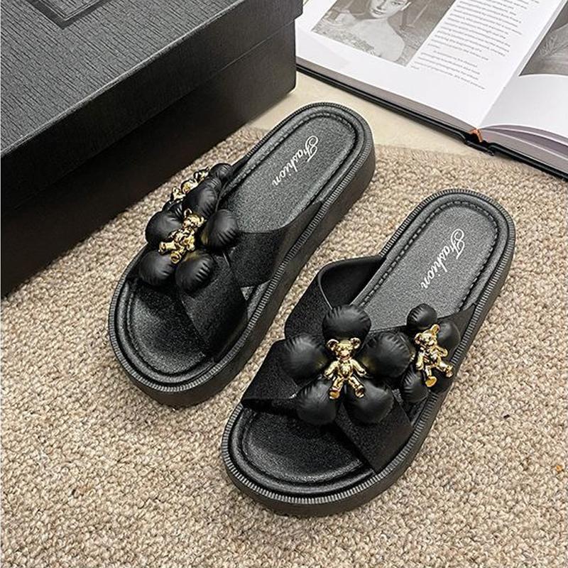 Order A Size Up Summer Women's Fashion Slippers - Thick Soled Non-slip Wear-resistant for Indoor & Outdoor
