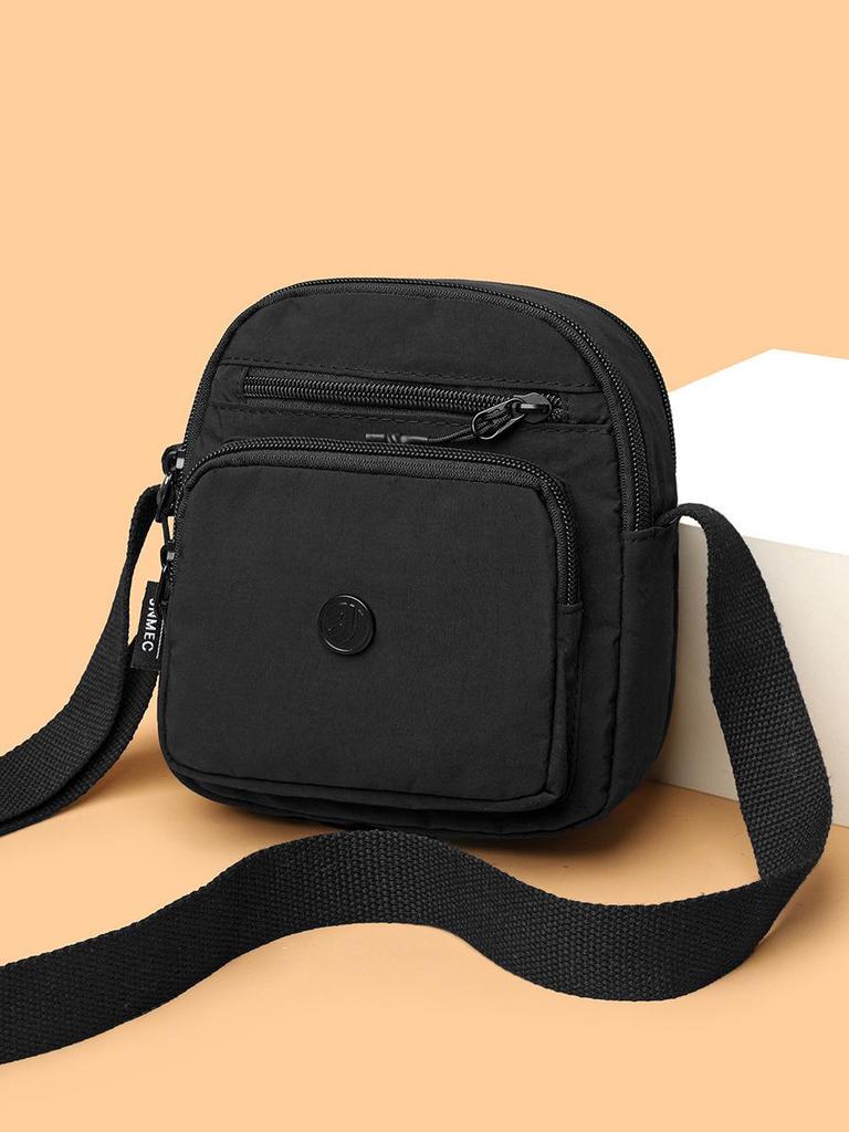 2026 Women's Lightweight Nylon Crossbody Bag with Multi-compartment and Water-repellent Design