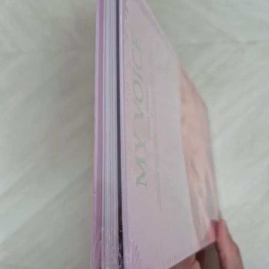 [sealed Taeyeon 1st Studio Album My Voice Deluxe Blossom Version