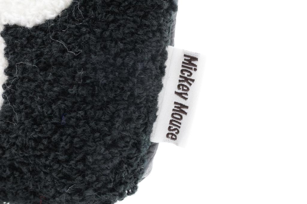 Disney Mini Sagara Cosmetic Case with Mitsumaru Mickey Keychain, Black,