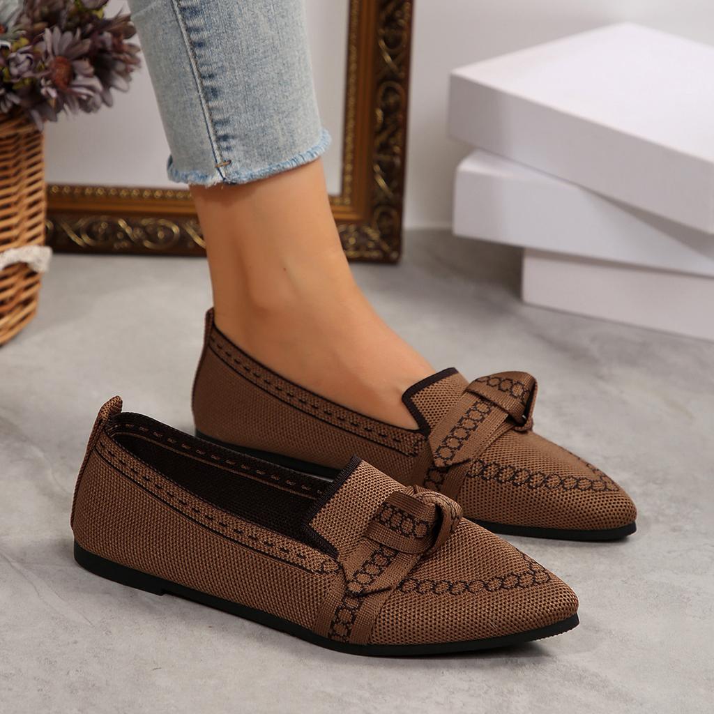 Large size single shoes spring and summer new casual flat bottom one-pedal mother shoes shallow mouth pointed grandma shoes