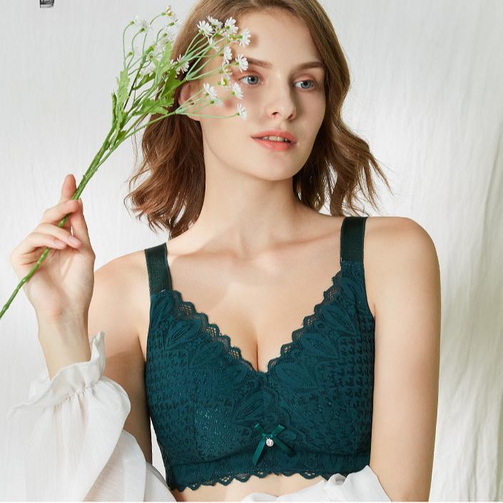 Large Size Bra for Women Without Steel Rims Ultra-thin Bra with Gathered and Gathered Accessory Breasts Anti Sagging Bra