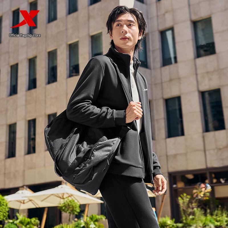 Мужская теплая тренировочная куртка Xtep S