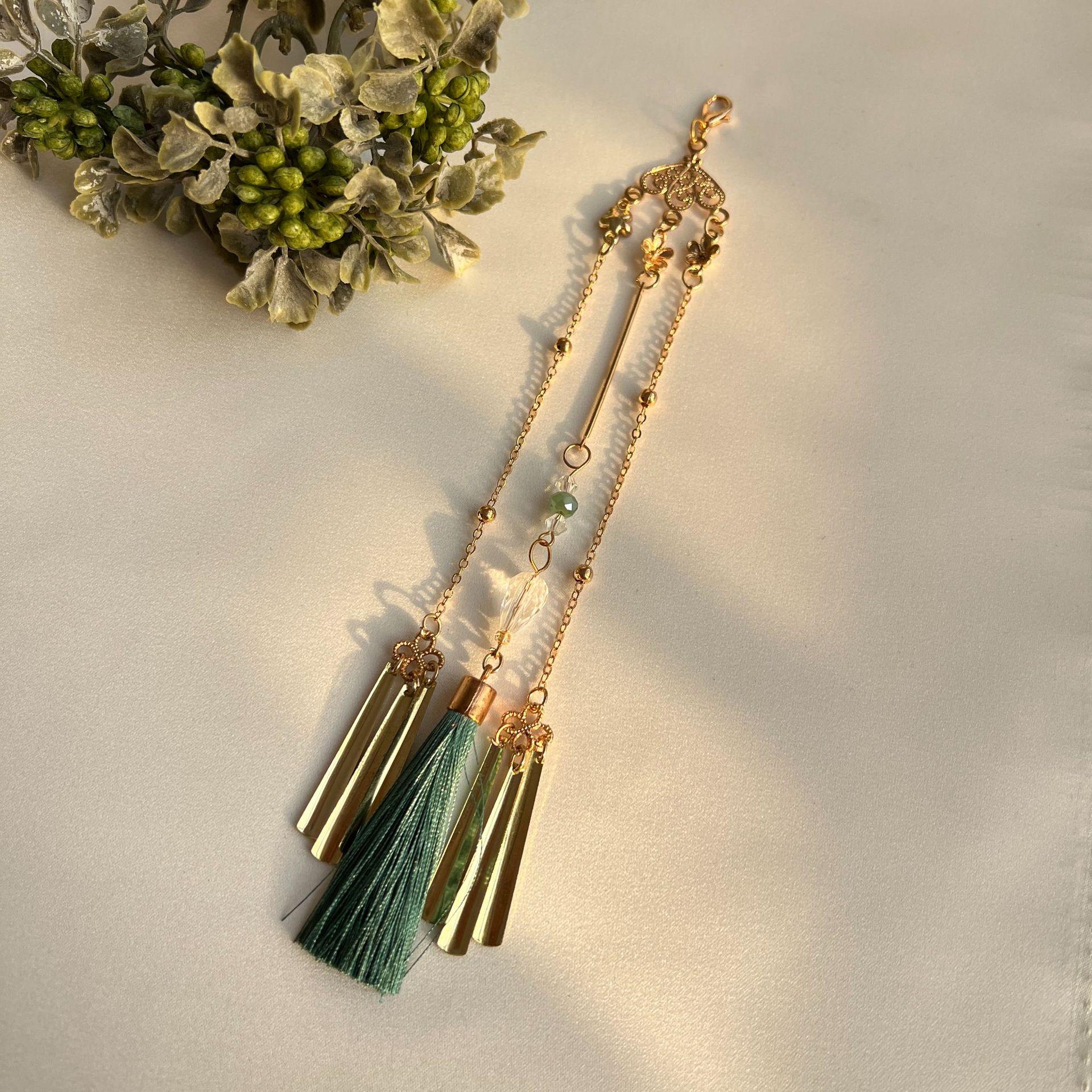 Chinese Hanfu Brooch & Tassel Hair Ornament - Handmade Retro Palace Style Accessory