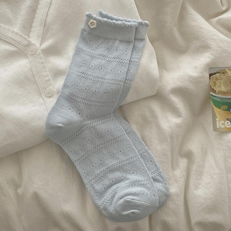 

Cute Flower Patterned Button-up Socks for Children Suitable for Spring and Summer. Lightweight, Sweet Mid-calf Socks with Versatile Lace Trim. 1 pair синий