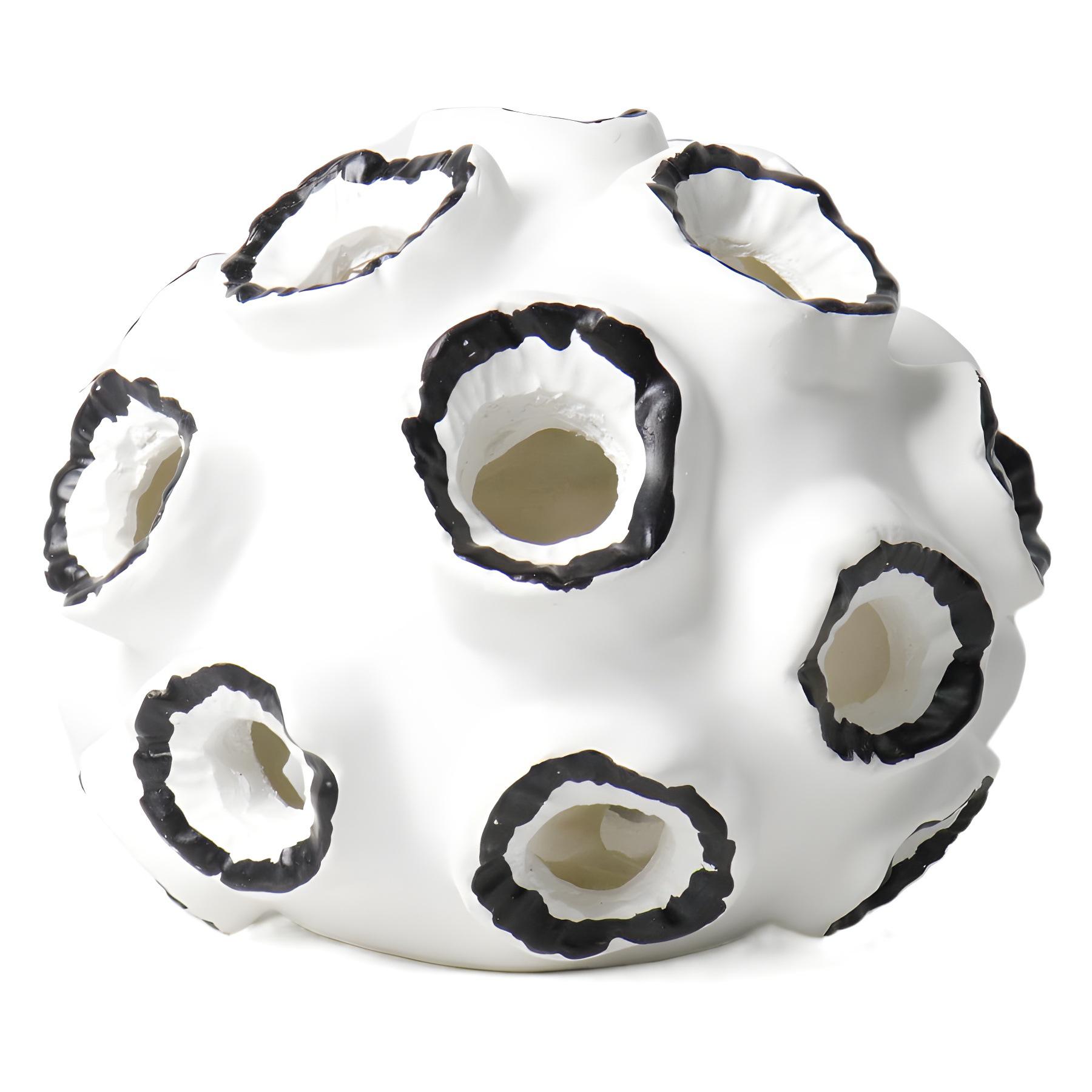 

Qiran Modern Resin Abstract Round Ball Ornaments for Model and Living Room Décor 19*19*19cm