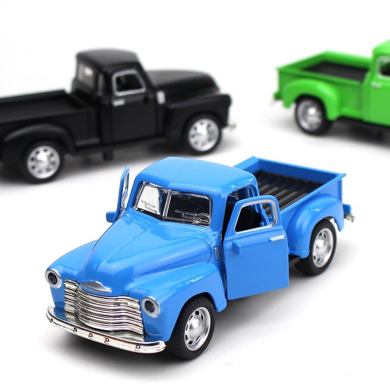 Alloy Car Model Vintage Truck For Christmas Home Office Desktop Decoration Children Gift Decorations Template Car Models