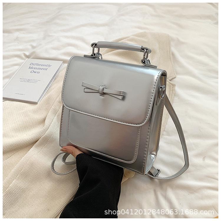 

Korean version ins casual backpack women s 2025 new fashion niche travel backpack Internet celebrity shoulder women s bag срібний