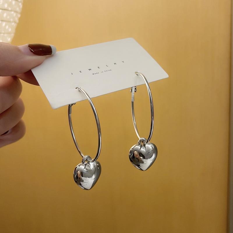 

Серьги Love из серебра S925 пробы в европейском и американском стиле — трендовая мода 2023 года для женщин