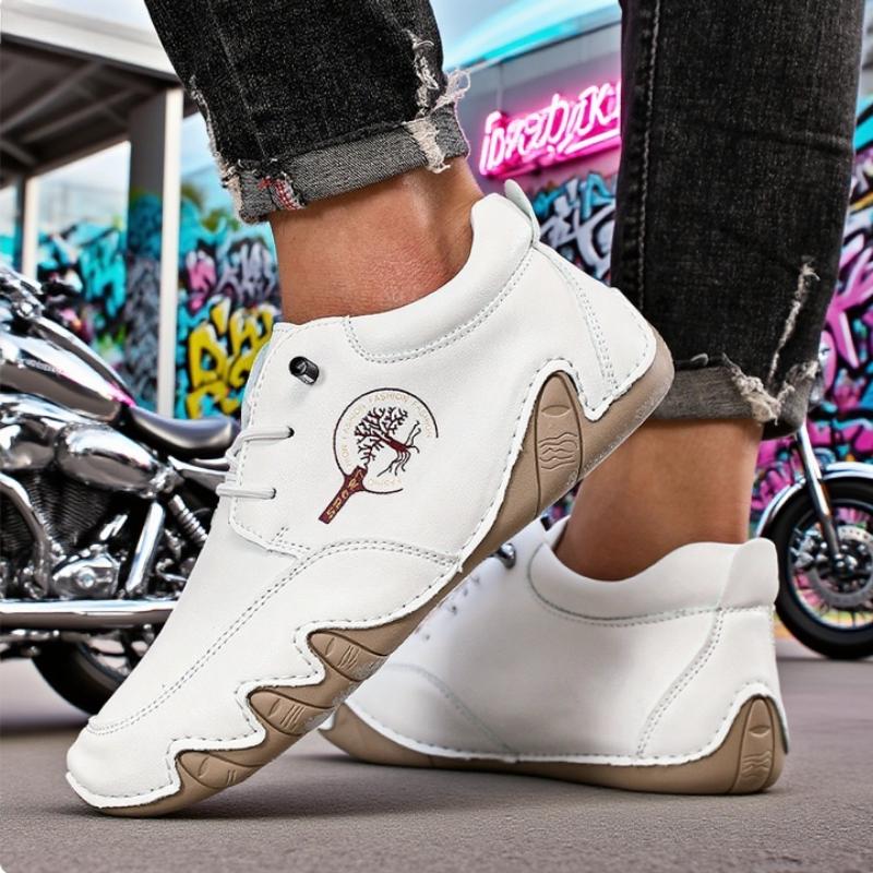 new Men's Fashion Brand Soft Soled Loafers Anti Slip Low Cut Leather Sneakers Comfortable Casual Shoe Outdoor Driving Bare Boots