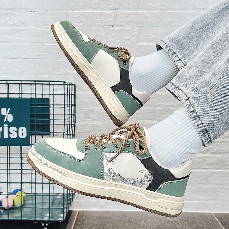 

Autumn and winter new board shoes large size 45-47 light mesh running 2025 foreign trade sports men s shoes 47