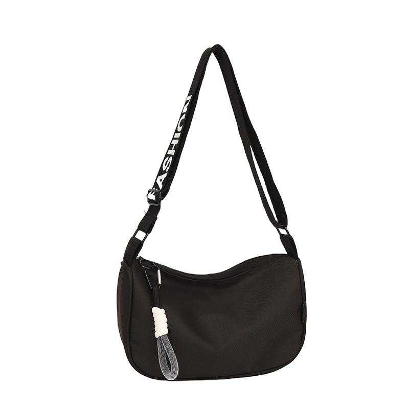 Contrasting color large-capacity fashion casual bag 2025 spring new versatile ins shoulder messenger bag pillow bag Korean version