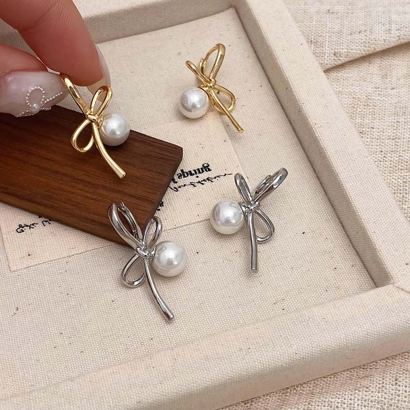Korean Silver Color Pearl Bowknot Hoop Earrings for Women Minimalist Asymmetric Bow Earrings Wedding Jewelry Valentine Gift