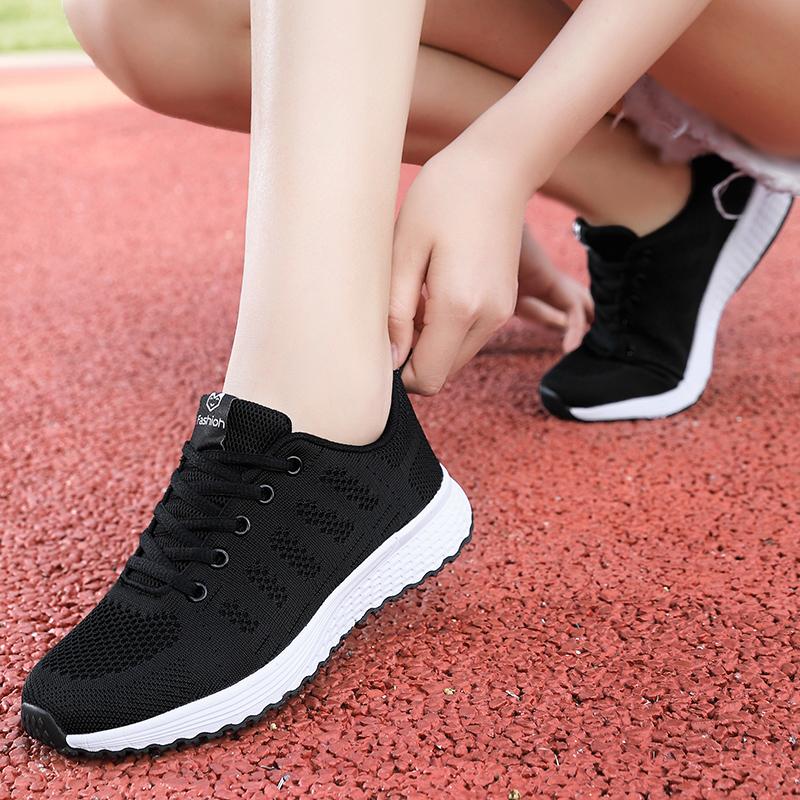 Spring / Autumn Women's Flying Women's Shoes Running Shoes Summer Breathable Casual Sports Women's Shoes