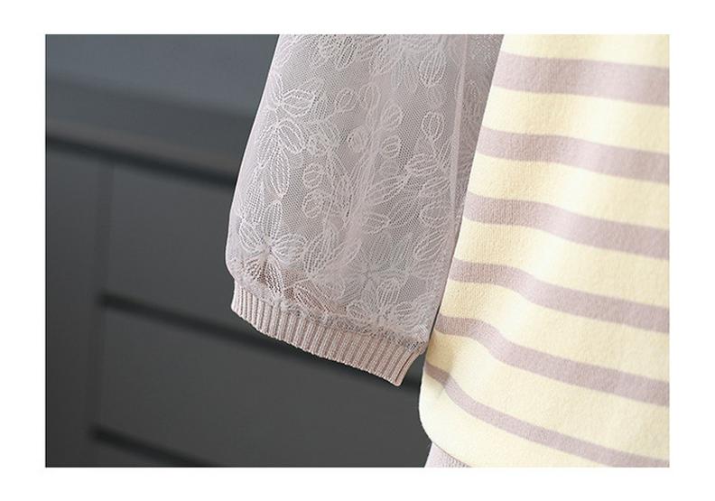 Trendy Spring Striped Knit Top for Moms - New Style for Middle-Aged and Elderly Women, Lightweight Base Layer Shirt