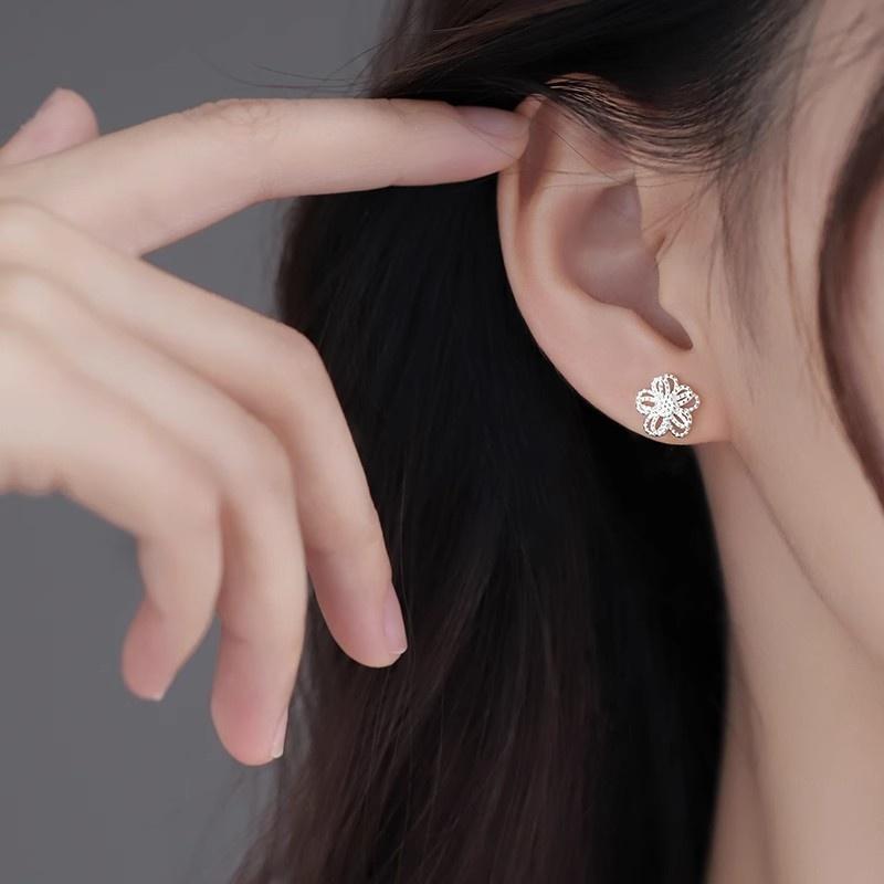 925 Sterling Silver Cute Flower Hollow Earrings For Women Girls Fashion Ins Anti-Allergic Daily Ear Piercing Earrings Jewelry