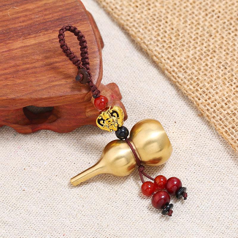 Handmade Copper Hoist Car Keychain Retro Weaving Creative Heart Sutra Key Pendant Men's and Women's Car Keychain Gifts