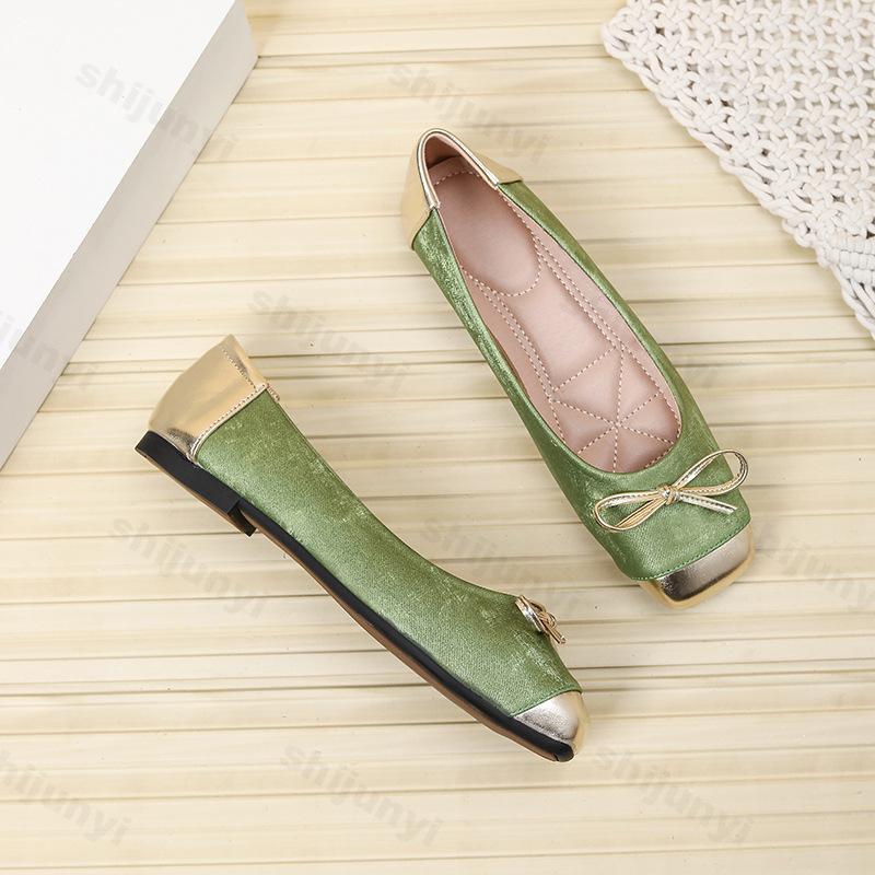 Fashion Butterfly Knot Design Square Toe Single Shoe Women's 2025 New Color Splicing Soft Versatile Flat Ballet Style Casual Dance Shoes