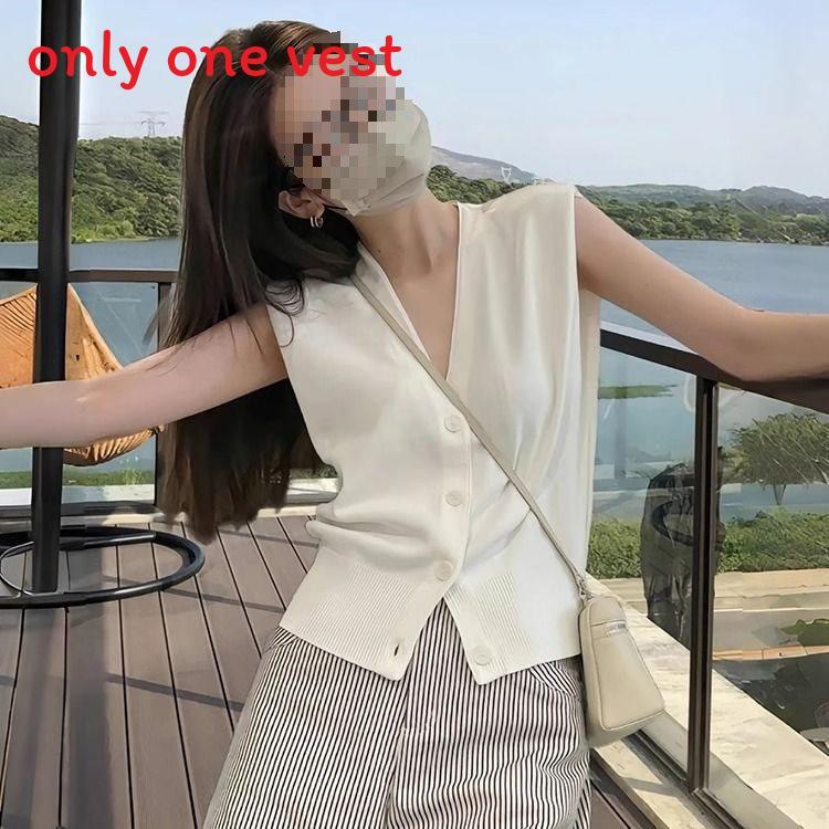 Wool Crop Top For Women Summer Blouse With Polo Neck And Wavy Knit Style