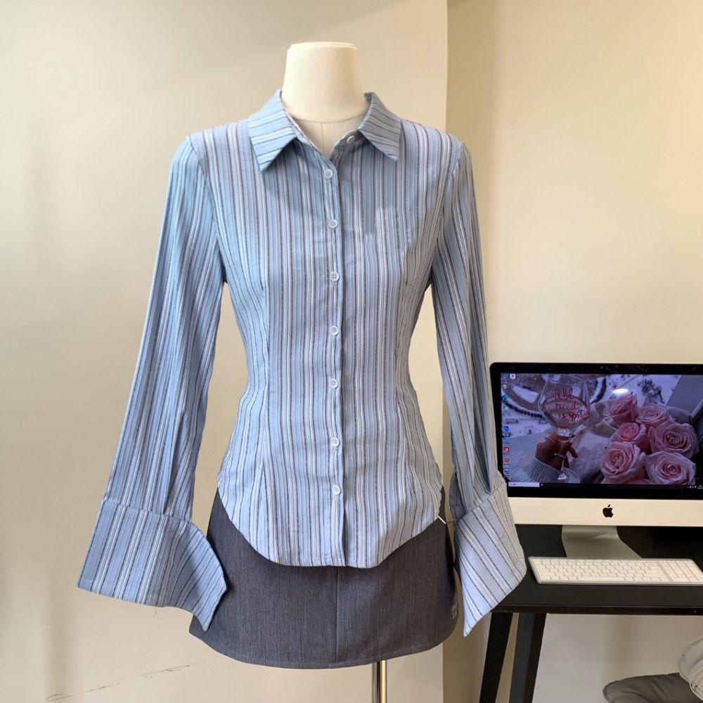 

Женская приталенная рубашка-поло в синюю полоску - Весенне-осенний дизайн с акцентом на талии Small