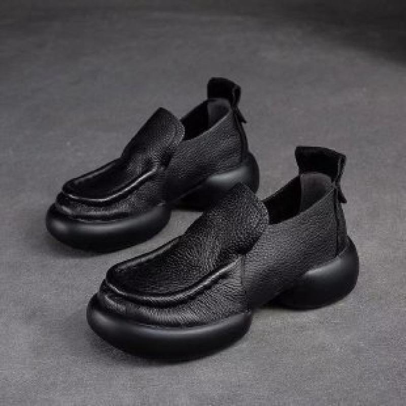 

Маленькие кожаные туфли на толстой подошве женские 2025 весна-осень нишевые ретро ленивые туфли лоферы на плоской подошве универсальные кеды 40 чёрный