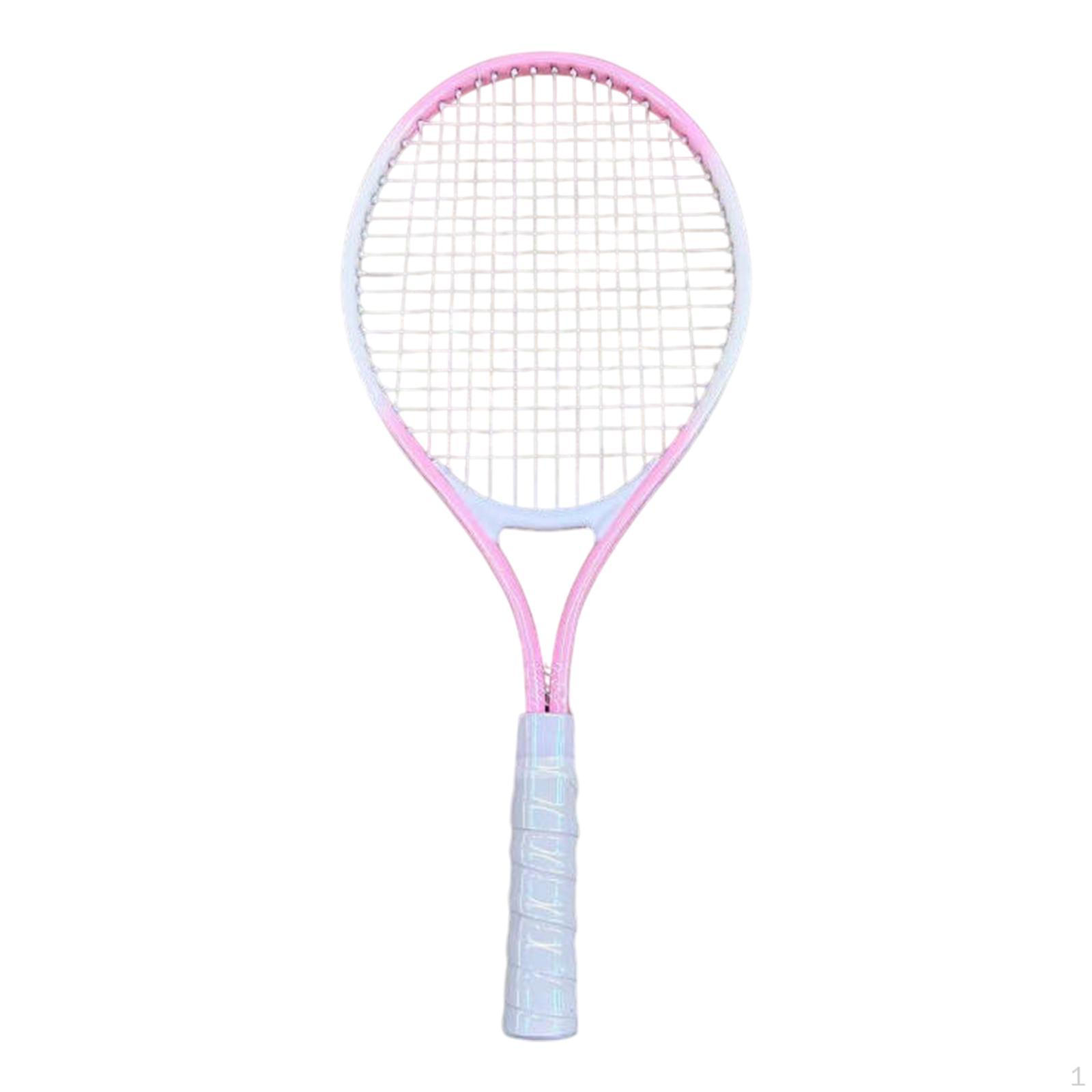

Легкая теннисная ракетка с ударопрочной конструкцией и нейлоновыми струнами для летнего использования