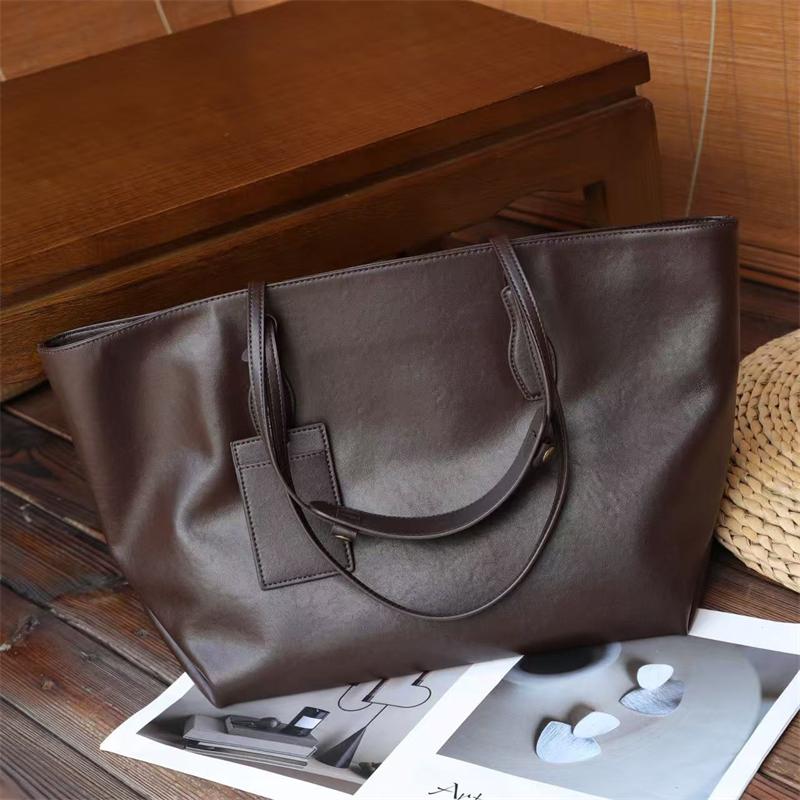 

HIFASHION Genuine Cowhide Leather Large Tote Bags For Women Minimalist Elegant Soft Shopper Bags Casual Daily Shoulder Handbags шоколадний