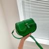 Trendige Stilvolle Satteltasche Für Damen Mit Schickem Minimalistischem Design Und Weicher Textur