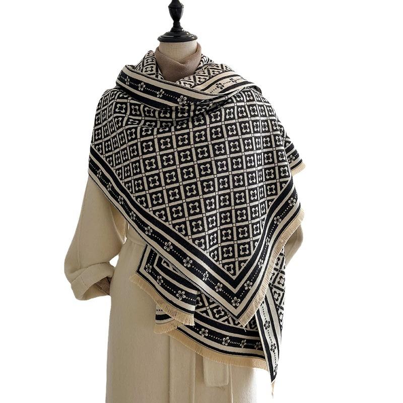 Winter Long Scarf Simple Flower Print Scarf Warm Neck Protection Scarf Versatile Cold Protection Shawl