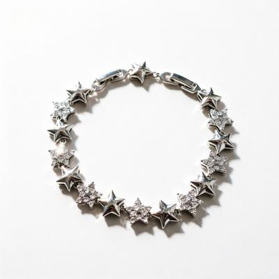 European and American Fashion Versatile Light Luxury Full Diamond Star Bracelet Female Five-pointed Star Jewelry Personality Niche