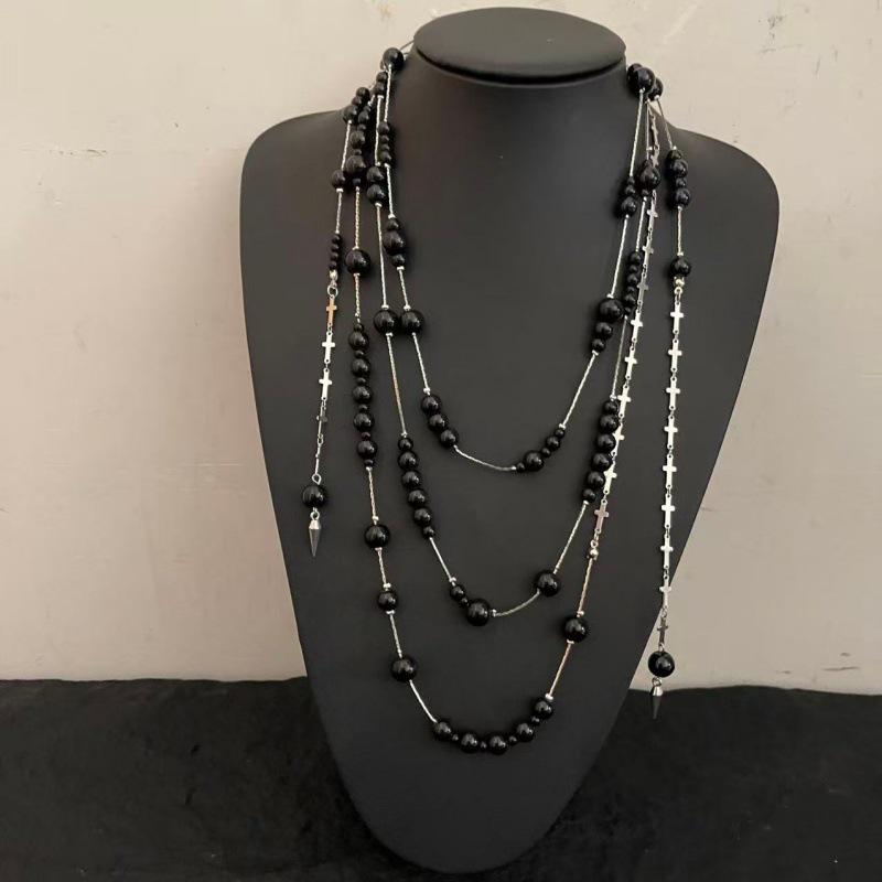 Многослойное ожерелье с неровным жемчугом - Стиль чокера  Пикантная девушка