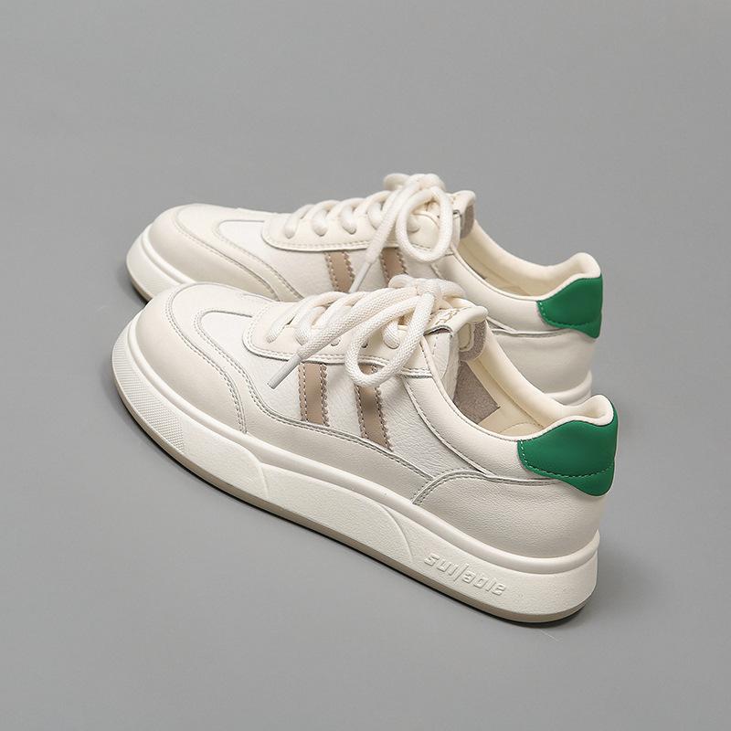 

Casual moral training breathable little white shoes female Internet celebrities super fire 2025 summer new thick-soled thin casual sports shoes 40