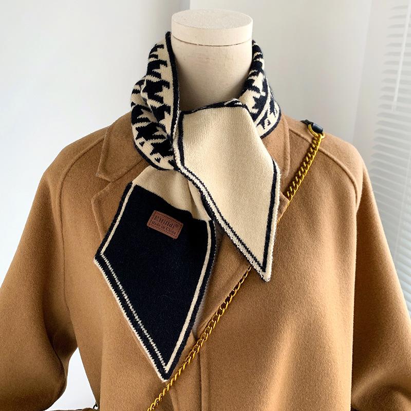 New Korean Version of Houndstooth Knitted Wool Student Style Scarf Fashionable Decoration Double-sided Thickened Scarf Neck Fen