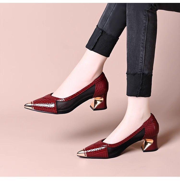 2025 Spring and Summer New Shallow Single Shoes Women's Shoes One Pedal Middle Heel Horseshoe Heel (5cm) Pointed Women's Single Shoes